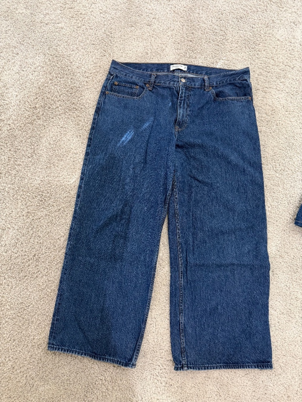 Abercrombie & Fitch Brand new worn once The Ultra Loose Low Rise 32S